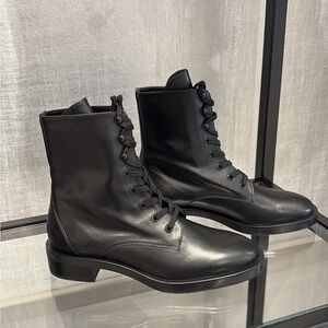 Black booties perfect condition